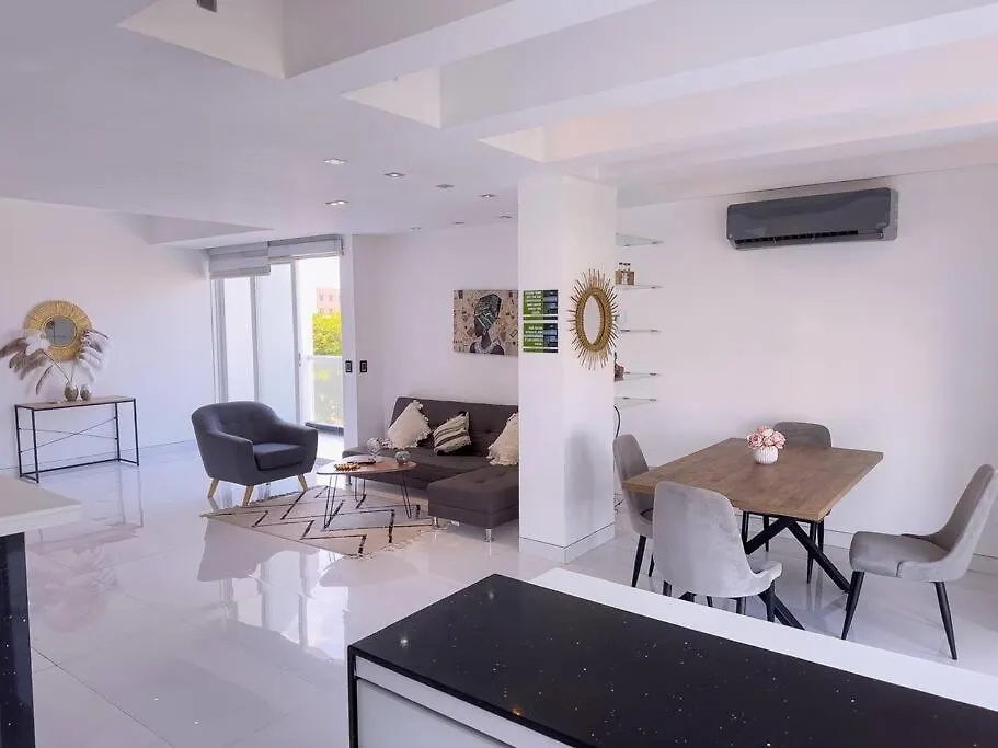 Luxury 2Bed 2Bath Ph Steps From Mall Viva Barranquilla  Colombie
