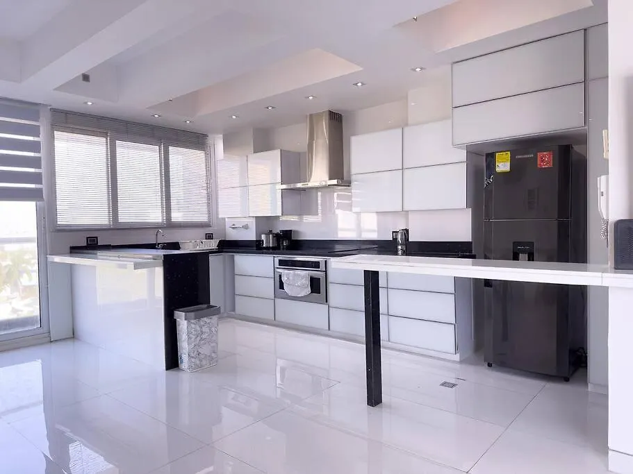 Appartement Luxury 2Bed 2Bath Ph Steps From Mall Viva Barranquilla